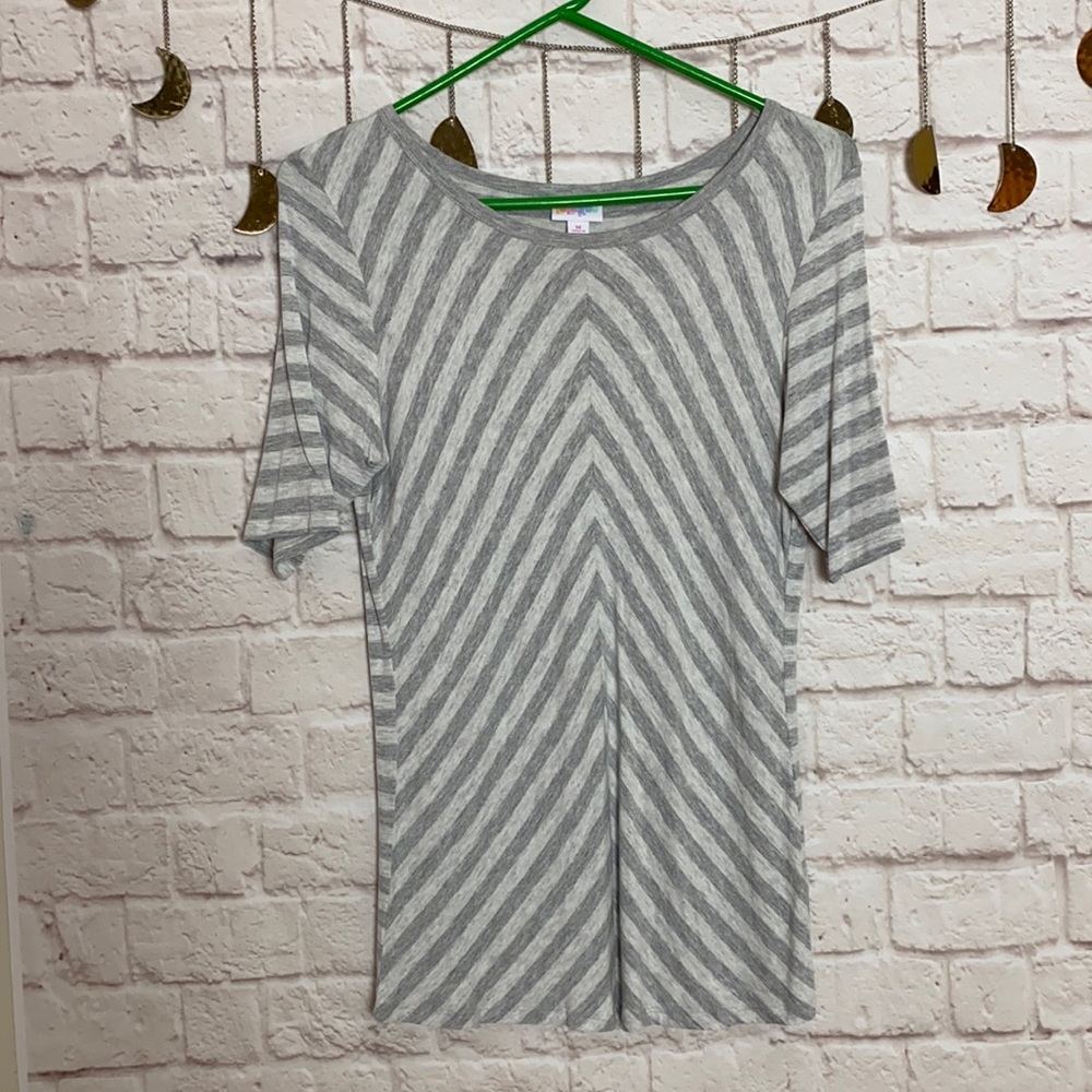 Fitted tee